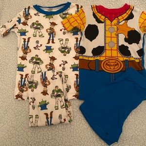 Disney/ Pixar Toy Story 4T pjs